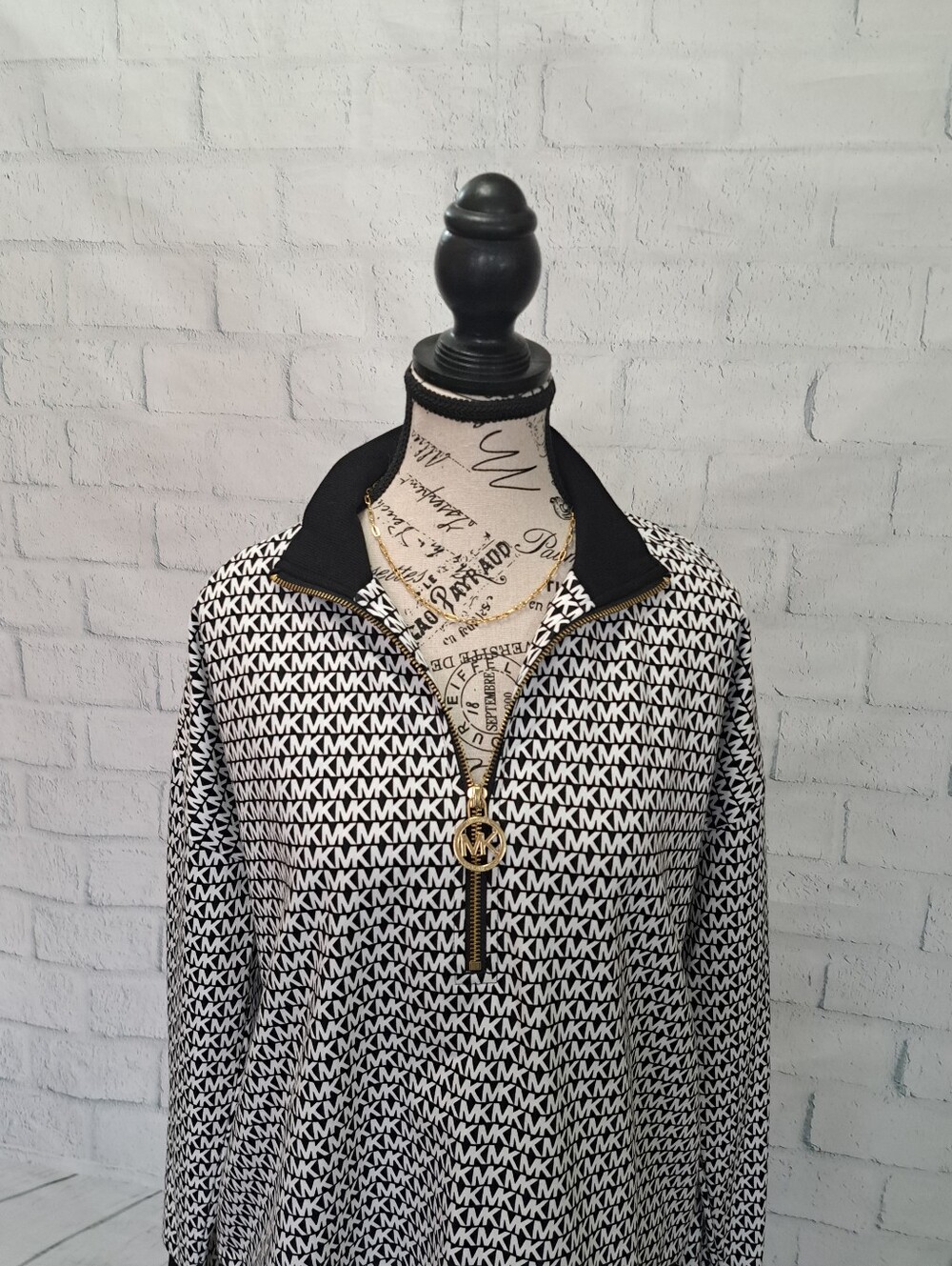 Michael Kors Bling Top - Picture 2 of 11